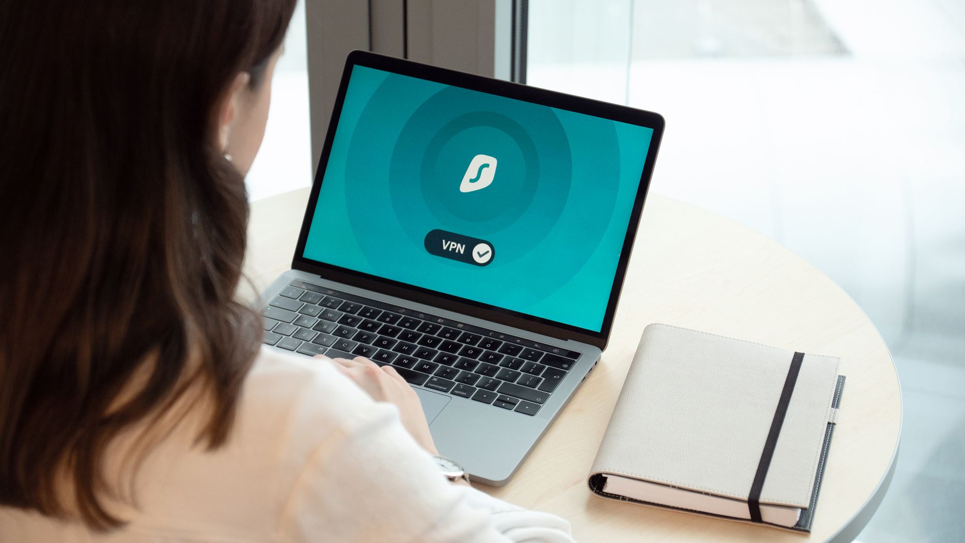IA Confidential simplifie l'accès aux outils d'IA pour les PME
