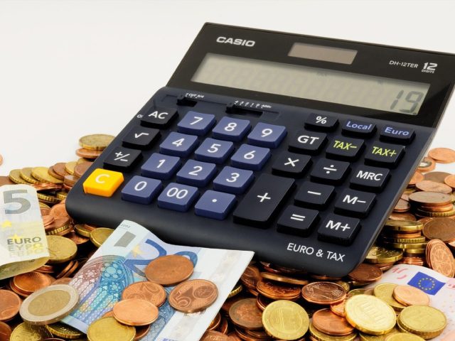 Fiscalité des revenus de création de contenus en France