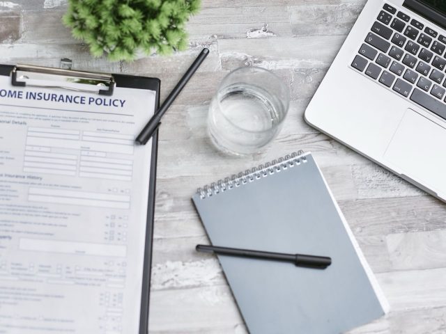 Clauses essentielles pour contrat freelance créateurs