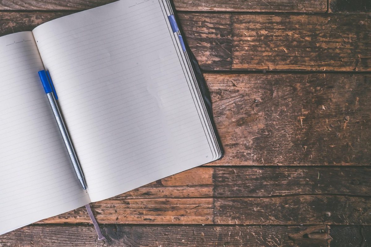 Meilleurs outils d'écriture assistée par IA — classement et