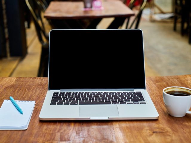 Templates et workflows pour rédaction assistée par IA