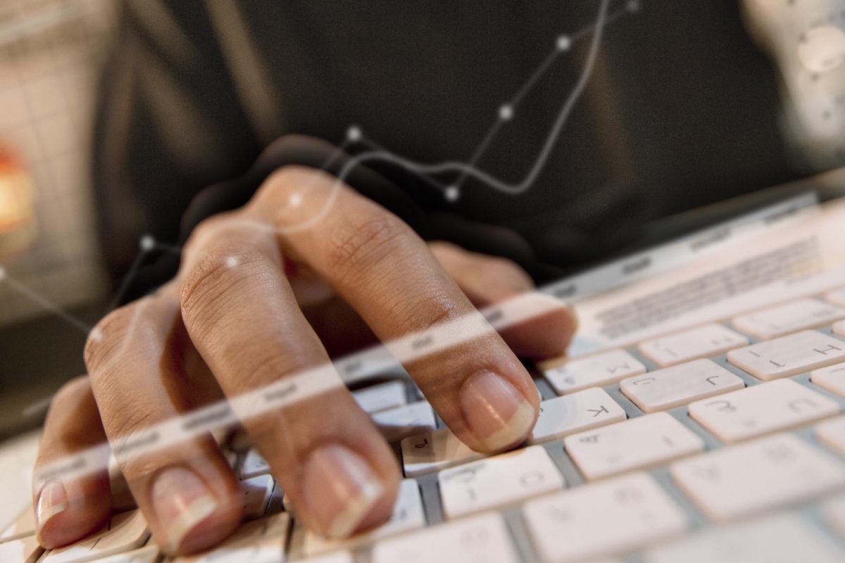 Automatiser la production de contenu avec n8n et des agents IA : où garder la main