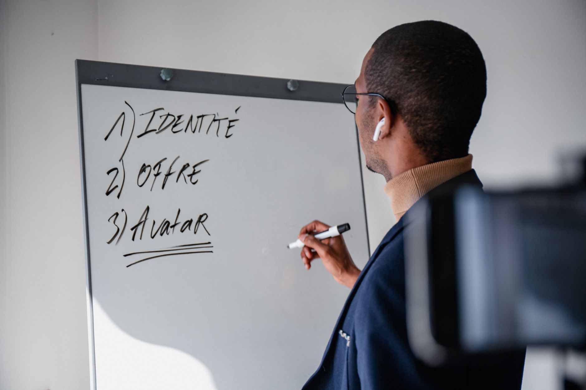 Optimisez votre écriture avec l'IA : 8 pratiques incontournables