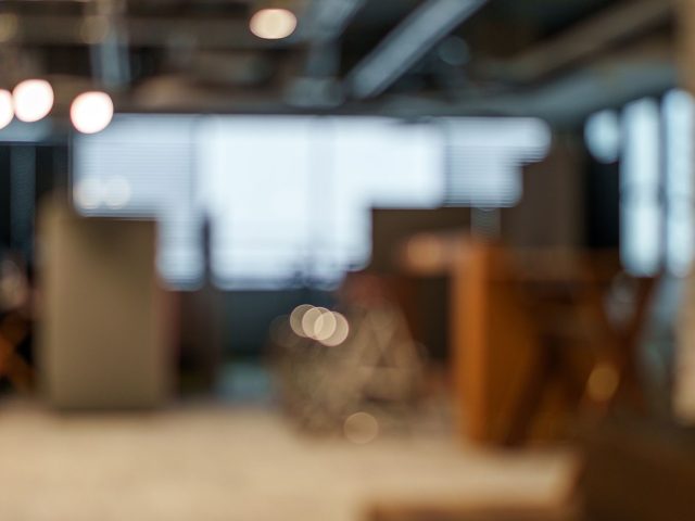 Pourquoi Anthropic investit 100 millions dans la formation IA ?